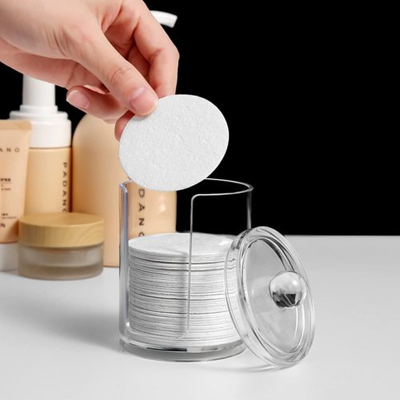 50-Count Compressed Natural Facial Sponges for Face Cleansing, Reusable Cosmetic Sponge, Used for Exfoliating and Makeup Removal With Clear Plastic Storage Jar (White, 50pcs）