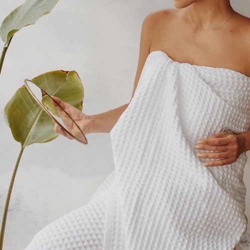 sea me at home Turkish Cotton Large Bath Towel, Bath Sheet (34x67 inches) Luxurious Spa-Like Towels Great for Use Bath, Beach, or Pool Time (Bath Sheet, White)