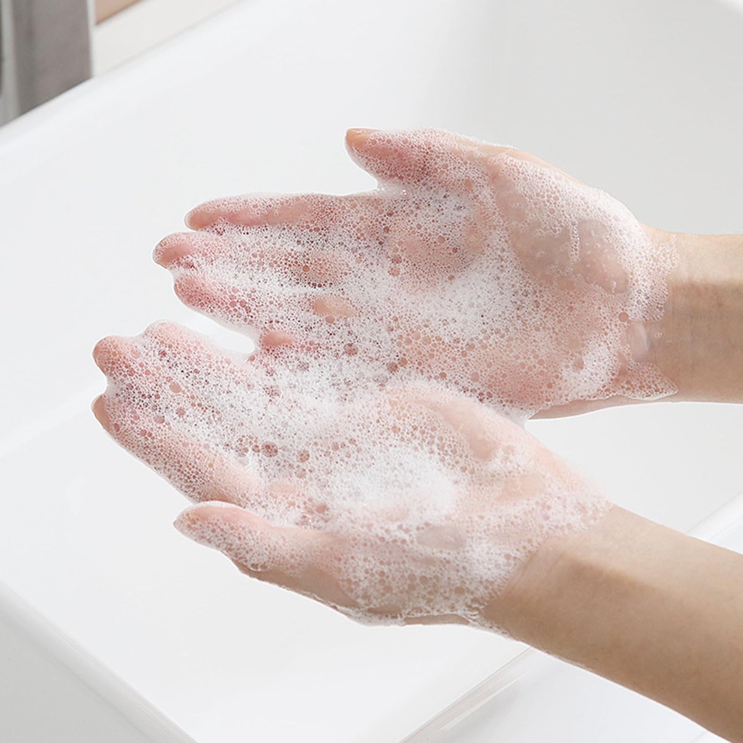 FGDTREE 150pcs Disposables Travel Soap Sheets Paper Washing Hand Clean Scented Slices Bath Hand Body Soaps for Outdoor Foaming Hand Wash