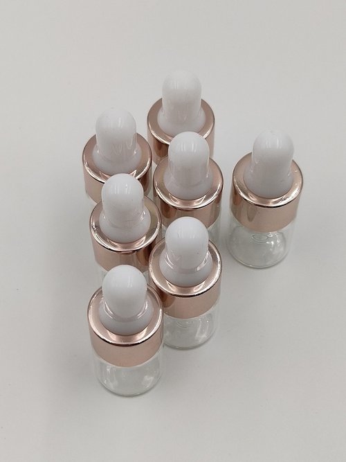YYNGJCK 15Packs 2ml Sample Glass Dropper Bottles for Essential Oils, Mini Glass Vials Perfume Aromatherapy Cosmetic Liquid Containers With Glass Eye Dropper (2ml)