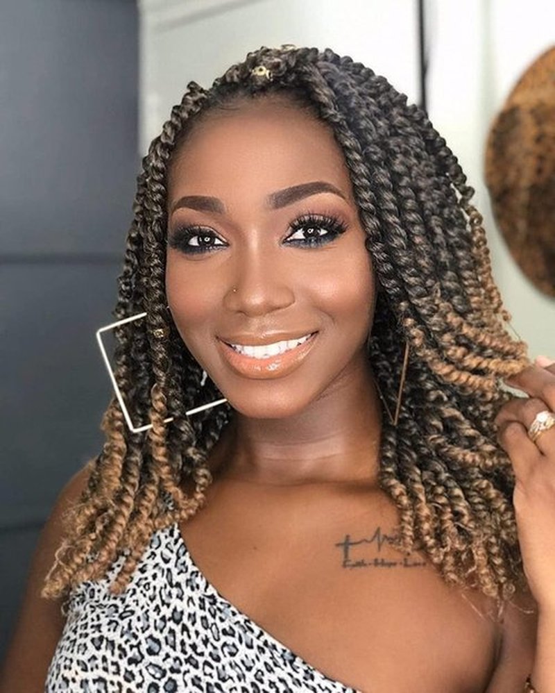 14 Inches 8 Packs Passion Twist Crochet Hair-Ombre Blonde Pre-twisted Passion Twists,Pre-Looped Crochet Braids Made Of Bohemian Hair Synthetic Braiding Hair Extensions (14 Inch(Pack of 8), T27)