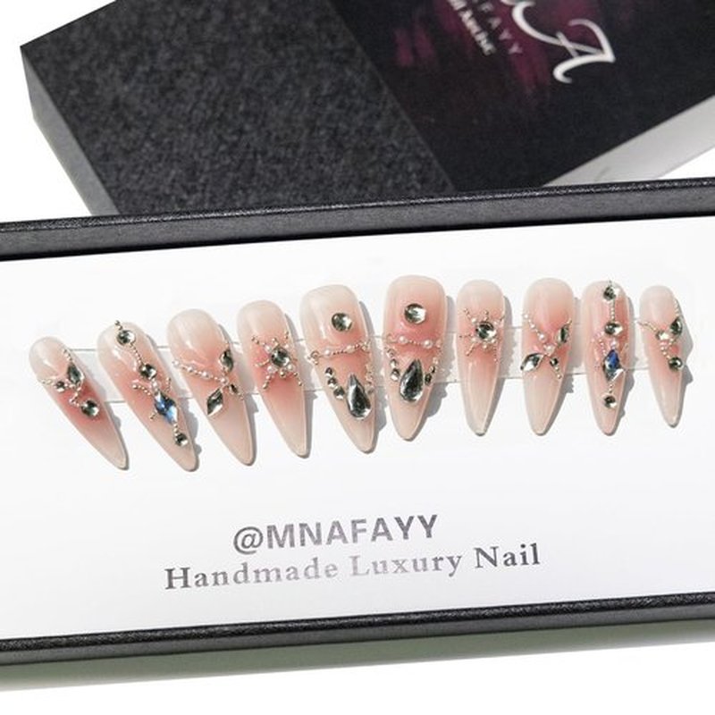 Handmade Press On Nails, Luxury & Custom Fake Nails 3D Handmade Reusable UV Finished False Nails, Hand-Painted Nails Design by Professional Nail Artist Salon Acrylic Nail Kit With Gift Box 10PCS-M
