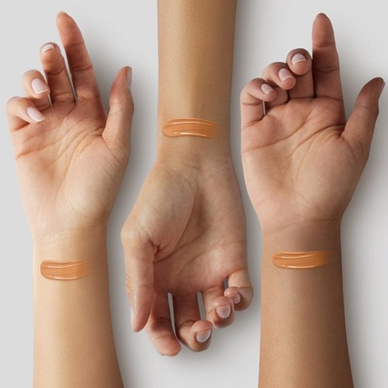 NARS Light Reflecting Foundation - Advanced Makeup-Skincare Hybrid 30ml (Caracas Medium Deep 3.3) 1 Ounce (Pack of 1)
