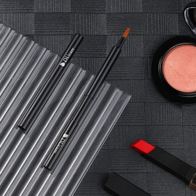 DUcare Lip Brush Retractable Professional Lipstick Brush Travel Portable Vanity lip scrub brush Gloss Makeup Brush Tool (Black)