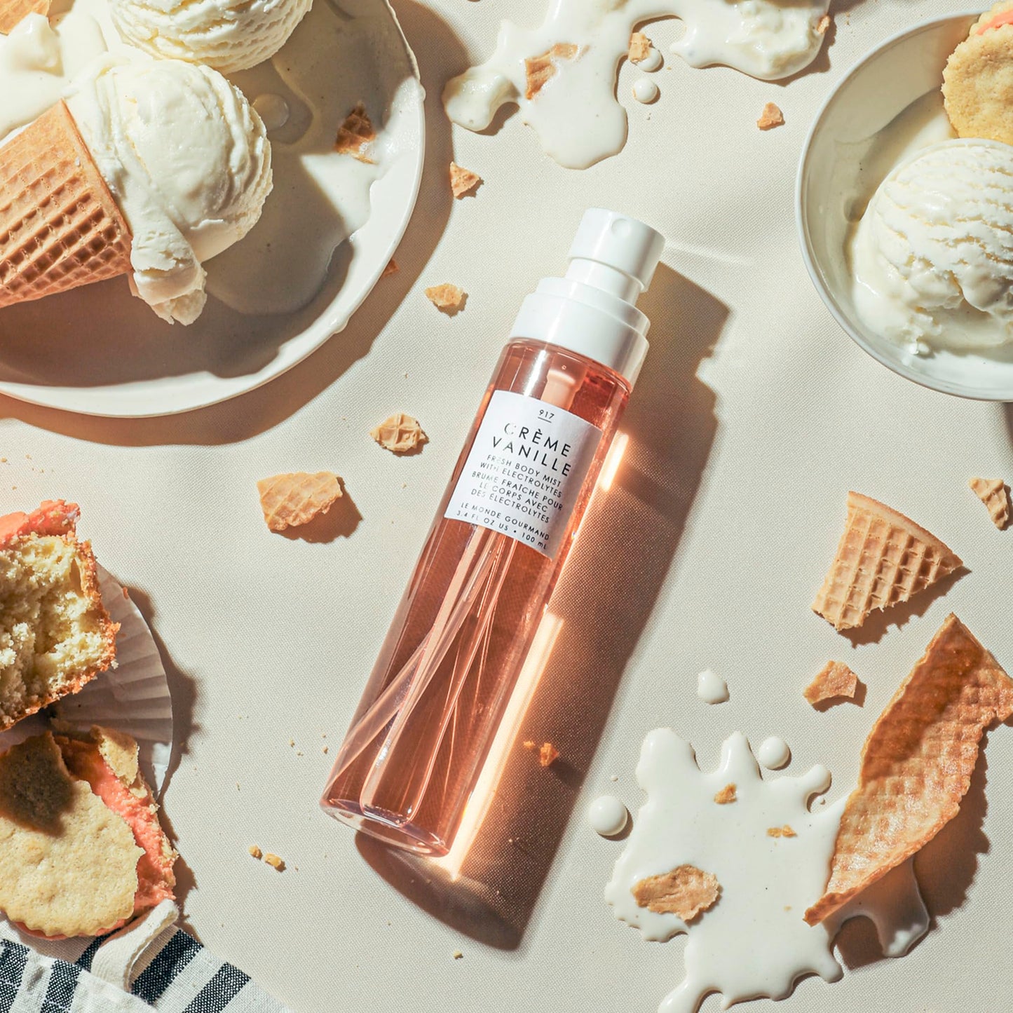 Le Monde Gourmand Crème Vanille Fresh Mist for Women, Hydrating Body Spray with Electrolytes, Vanilla Brown Sugar Amber Scent, Vegan & Cruelty Free, 3.4 fl oz (100 ml)