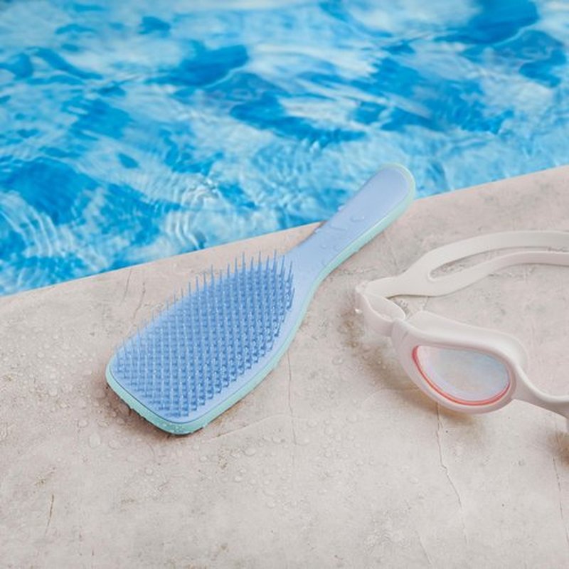 Tangle Teezer Ultimate Detangler Hairbrush for Wet & Dry Hair, Eliminates Knots & Reduces Breakage for All Hair Types, Denim Blues