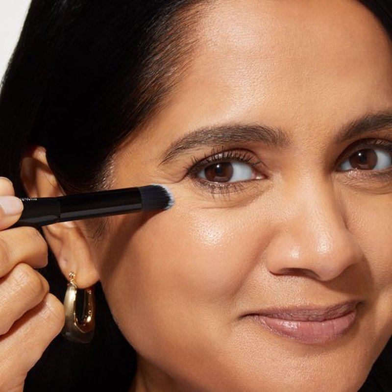 LAURA GELLER NEW YORK Dual-Ended Concealer and Foundation Makeup Brush for Blending Liquid and Cream Makeup