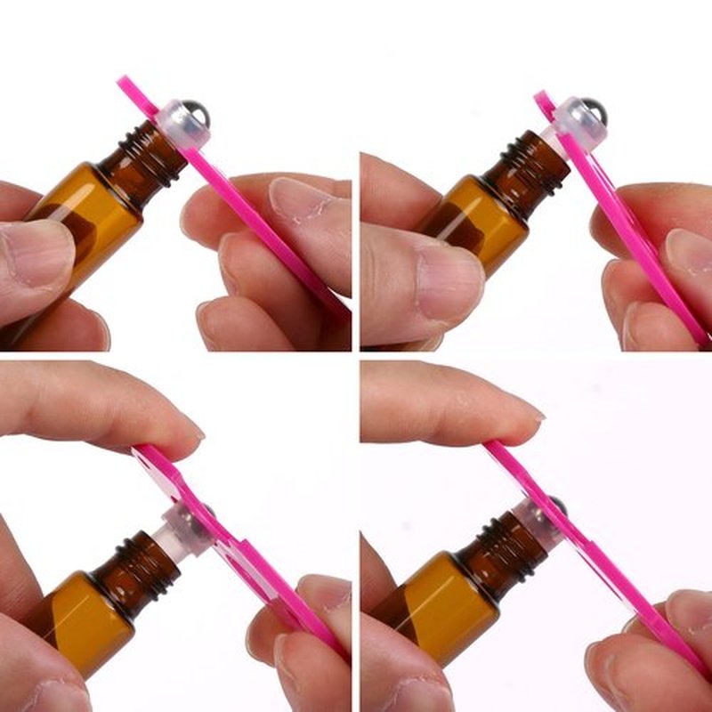 MaxMau Pack of 100,5ml Amber Glass Roller Bottles for Essential Oils Refillable Roll on Bottle with Stainless Steel Roller Balls Golden Cap For Home Travel Aromatherapy