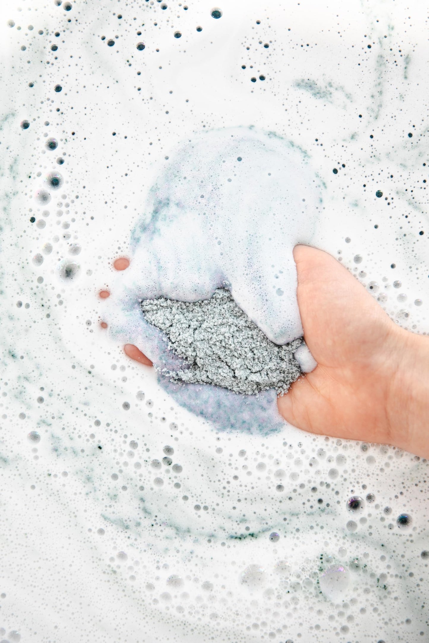 Bathorium Midnight Superbloom Crush Bath Soak for Relaxation, 21oz