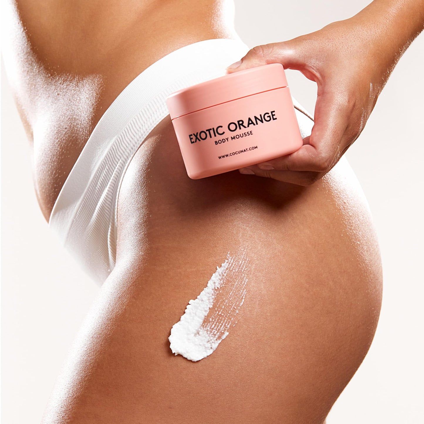 COCUNAT - Exotic Orange - Moisturising and Firming Body Mousse 24h - Citrus Aroma - Shea Butter - Extra Soft Skin - Fast Absorption - Silicone Free - 200ml
