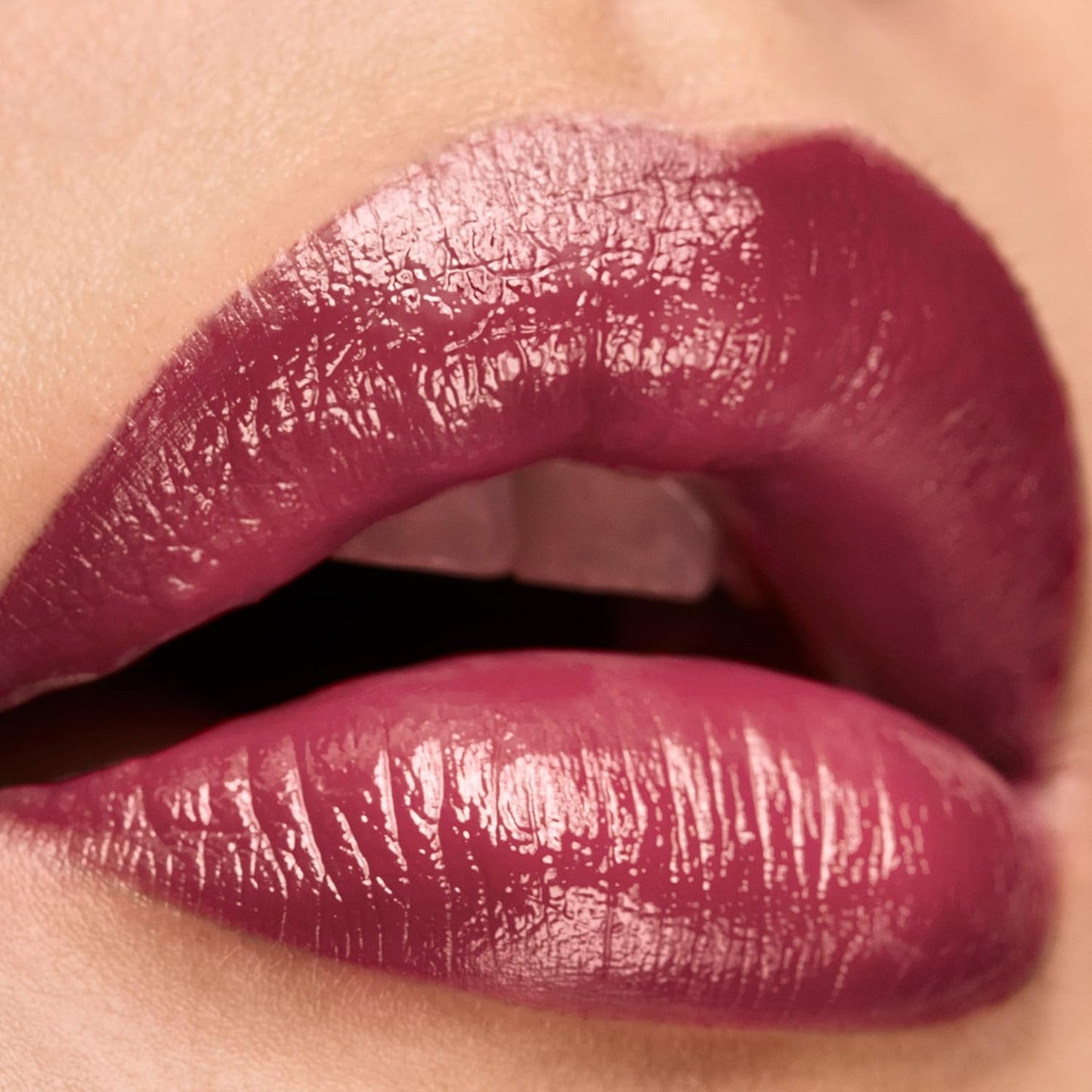 Lipstick by Elizabeth Arden, Lip Color Makeup Enriched with Advanced Ceramide Complex, Vitamin E and Maracuja Oil