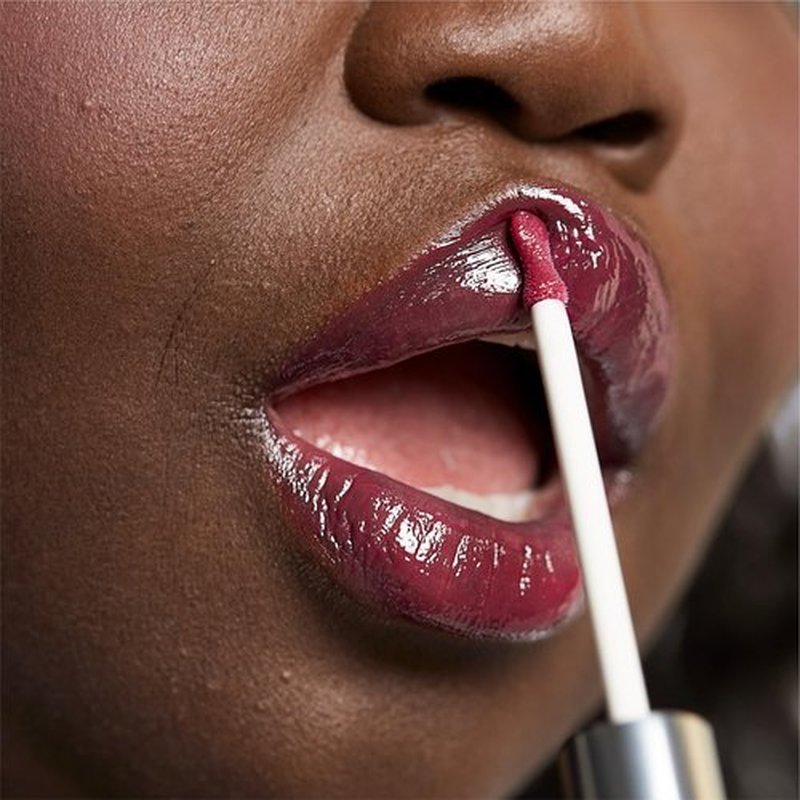 Clinique Pop Plush Creamy Lip Gloss With Hyaluronic Acid + Blend of Aloe Butter, Avocado Butter + Shea Butter | Hydrating + High Shine, Black Honey Pop, 0.11 Fl Oz
