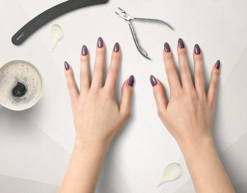 LeChat - Perfect Match Gel Polish - Campari Soda - Deep Raisin with Cream Finish - (0.5 Ounce) - Easy Application - Soak Off Formula