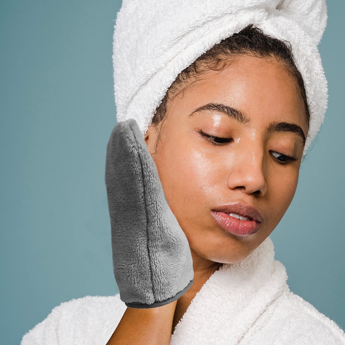 Eurow Reusable Makeup Remover Mitts, Soft Microfiber Face Cloth for All Skin Types, Chemical-Free, Hypoallergenic, Machine Washable, Gentle & Effective Facial Cleansing, 3-Pack, Gray