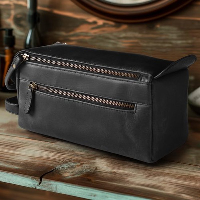 LEATHER VILLAGE Premium Leather Travel Toiletry Bag - Unisex Water-Resistant Travel Dopp Kit, Shaving & Cosmetic Organizer for Men & Women - Compact Bathroom Essentials - Distressed Black