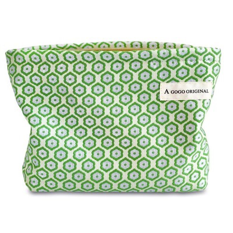 STARDW Aesthetic Cute Makeup Bag Cosmetic Bags for Women, Large Capacity Skincare Bag Travel Toiletry Bag,Makeup Organizer Bag Zipper Makeup Pouch