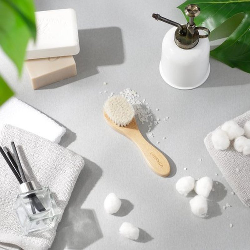 Urbana Spa Prive Home Spa Collection, Face Brush