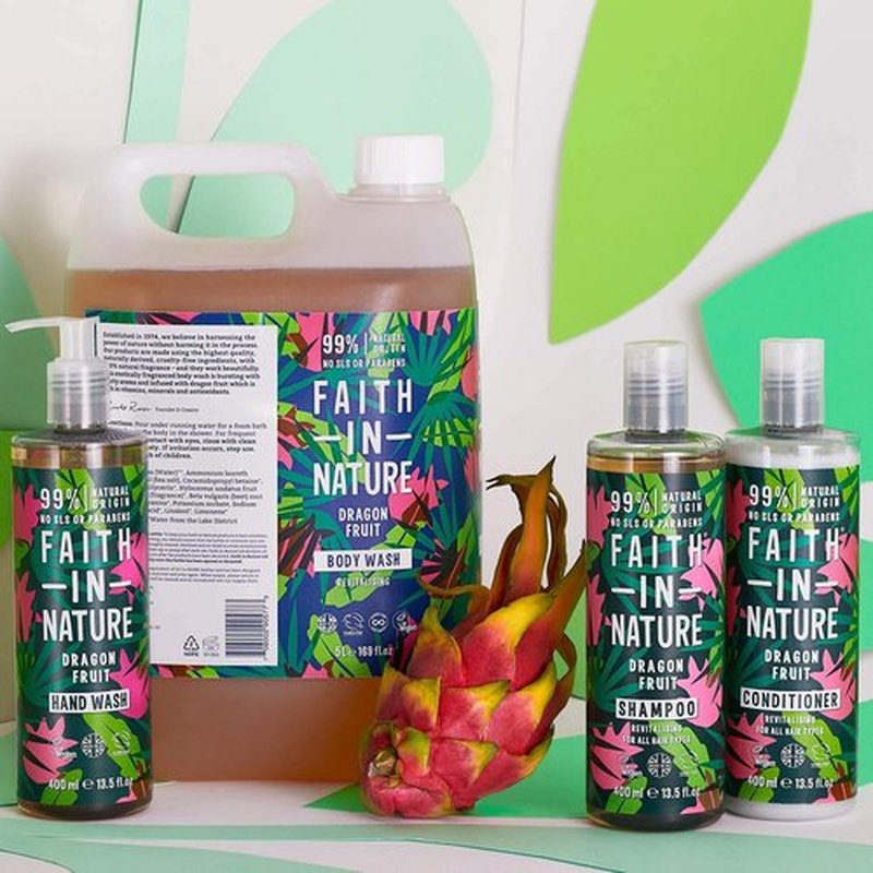 Faith in Nature Natural Dragon Fruit Hair Mask, Revitalising, Vegan & Cruelty Free, Parabens and SLS Free, For All Hair Type, 300ml