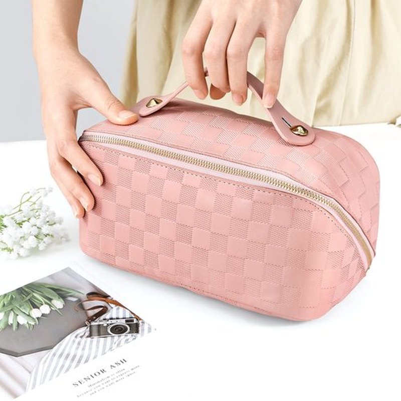 ALEXTINA Travel Makeup Bag, Vegan Leather Large Capacity Cosmetic Bags for Women,Waterproof Portable Pouch Open Flat Toiletry Bag Makeup Bag Organizer with Fixed Divider, Pink
