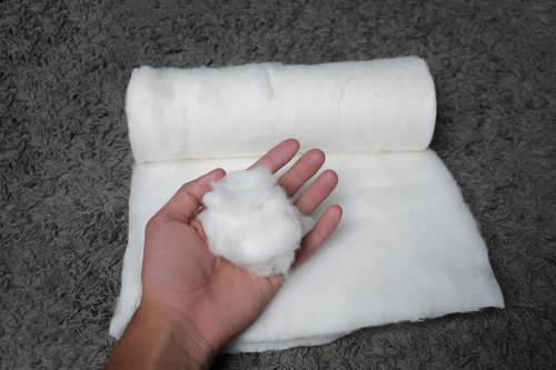 The Hobby Bounty Absorbent Pure Cotton Roll 44.1 Lbs Rolled Cotton Ball Multipurpose Soft Cotton Use for Surgical First Aid Saloon Makeup Remover Beauty and Baby Care Roll 500 Gram (Pack of 40)