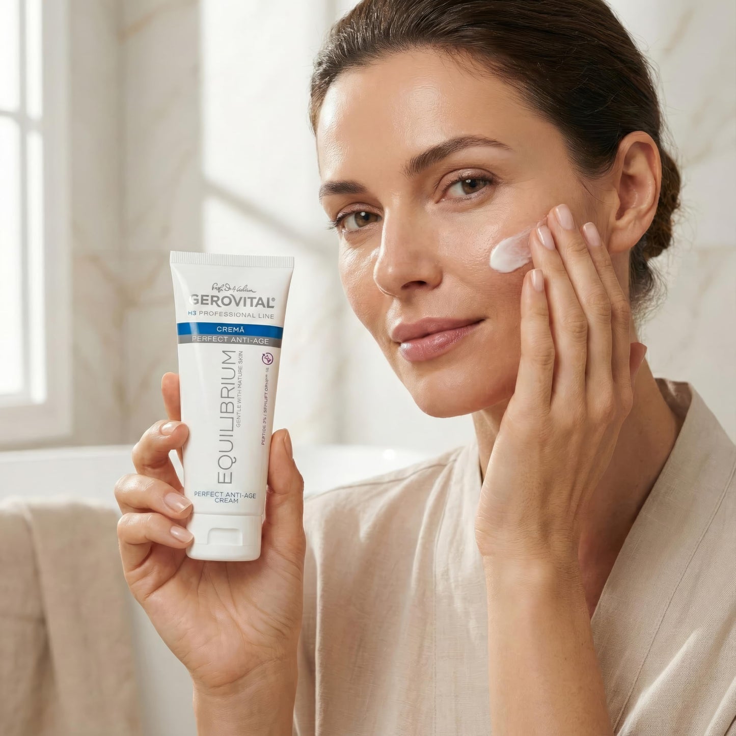 Gerovital EQUILIBRIUM - Perfect Anti-Age Professional Face Cream with Hyaluronic Acid | Regenerating and Restructuring | Anti-Aging |Anti-Wrinkle | Moisturizing - 200 ml