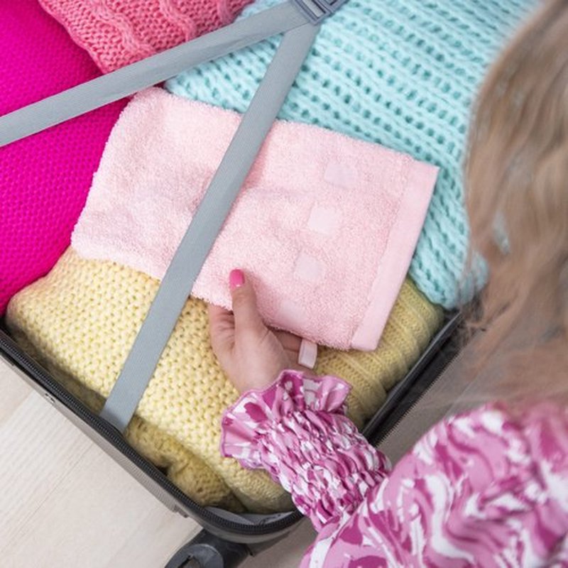 Made Easy Kit Bath Mitts - Pack of 6 - (6" x 9") European Style Washcloth with Loop (Pink, 6 x 9 inches)