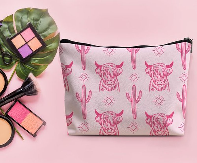 Lacosu Western Makeup Bag,Western Gifts For Women,Cow Makeup Bag,Cowgirl Stuff,Western Stuff For Women,Western Gifts,Cowgirl Gifts(Leather COW P)