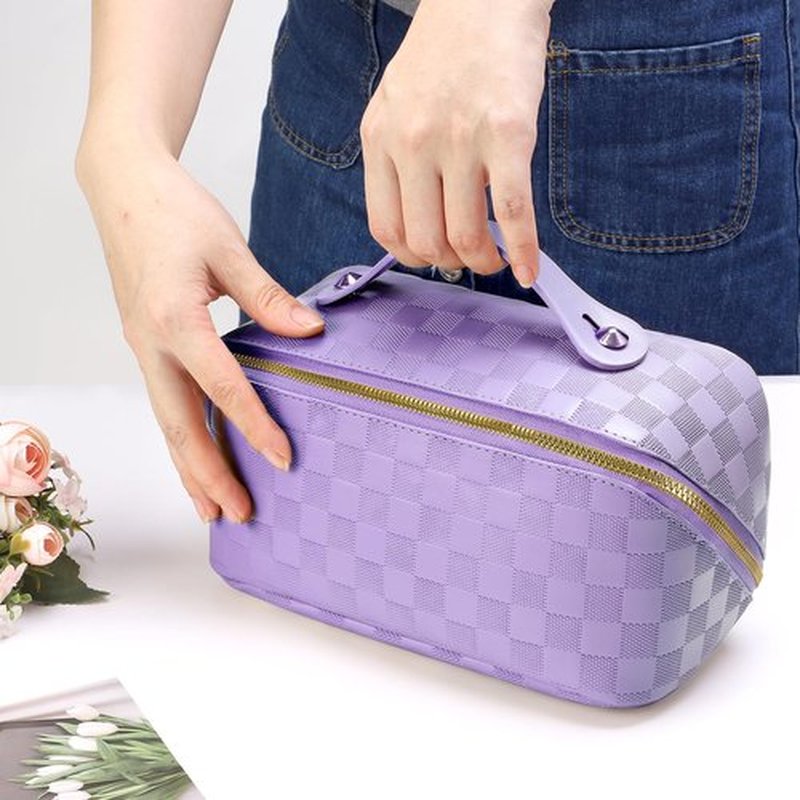 ALEXTINA Travel Makeup Bag, Vegan Leather Large Capacity Cosmetic Bags for Women,Waterproof Portable Pouch Open Flat Toiletry Bag Makeup Bag Organizer with Fixed Divider, Purple
