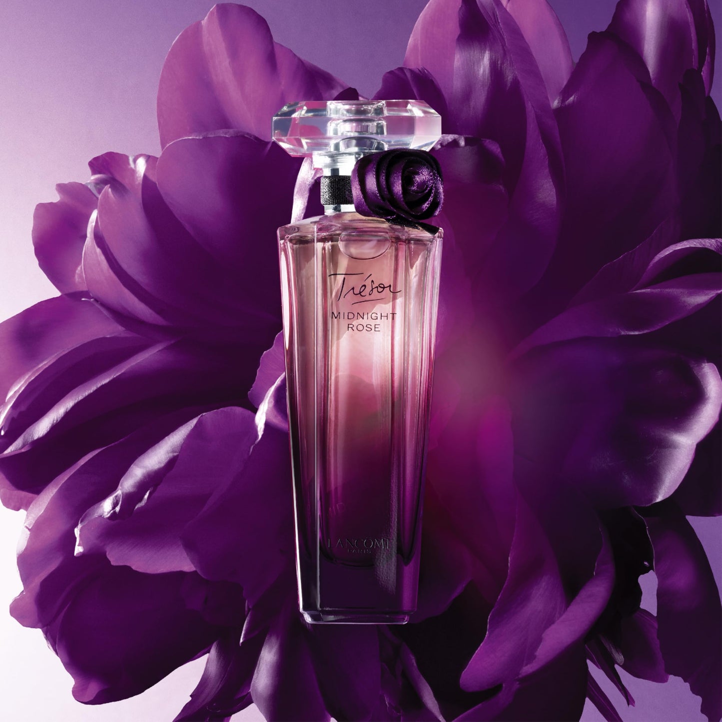 Lancôme Trésor Midnight Eau de Parfum - Long Lasting Fragrance with Notes of Raspberry, Blackcurrant & Vanilla Musk - Warm & Floral Women's Perfume - 1.7 Fl Oz