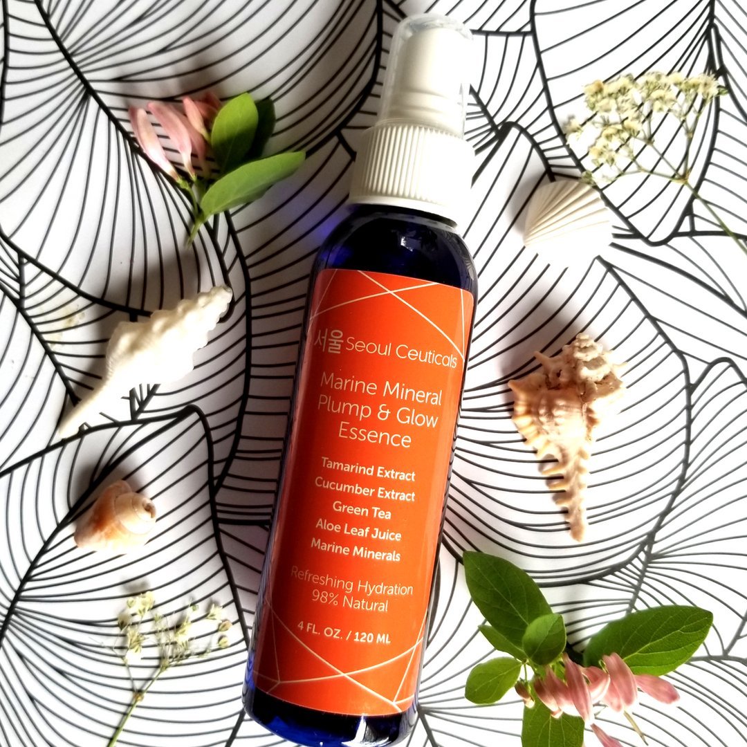 SeoulCeuticals Korean Skin Care Set - K Beauty Contains Essence Spray + Snail Mucin Serum - This Potent Anti Aging Anti Wrinkle Skincare Set Will Provide You With That Healthy Youthful Glow