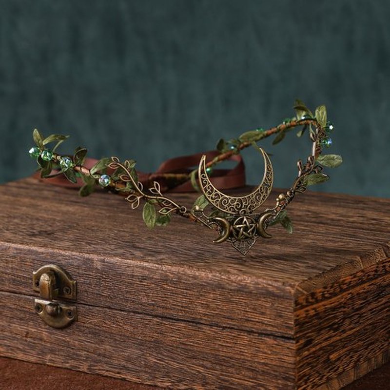 MOSTORY Handmade Moon Elf Crown - Elven Circlet Woodland Forest Headpiece Fairy Goddess Tiara Medieval Queen Accessory for Women Girls Halloween Cosplay Renaissance Accessory Green