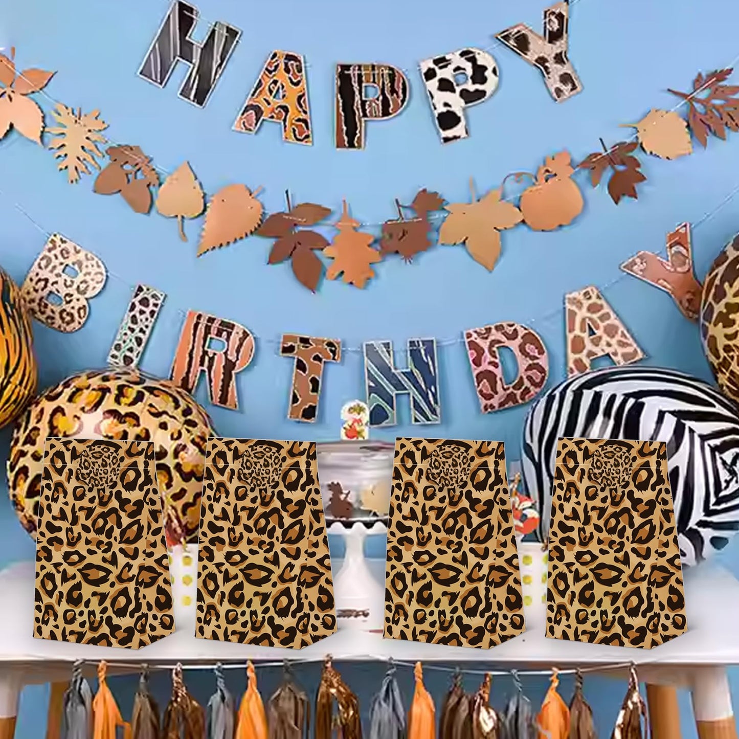 24PCS Cheetah Print Goodie Bags Leopard Print Gift with Stickers -Wild Life Animal Themed Birthday Party Favor, Leopard Print Paper Treat Bags for Party Decoration Supplies (24-Leopard-bags)