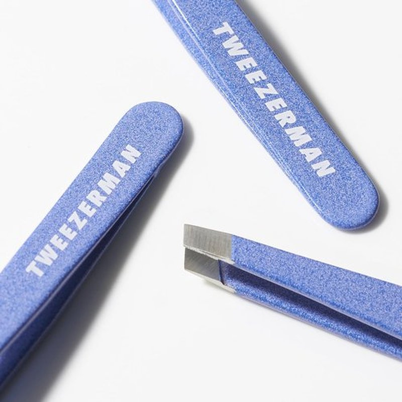 Tweezerman Mini Slant Tweezer - Tweezers for Eyebrows, Travel Tweezers for Eyebrows, Facial Hair, Ingrown Hair (Granite Sky)