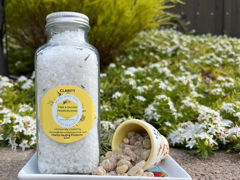 Botanical Bath Healing Salts: Premiun Nourishing Bath soak for deep Relaxation. Made with Organic Plants- Aromatic Oils- Rich Minerals. Promotes Overall Well-Being. (Sacred Frankincense, Pine), Clear
