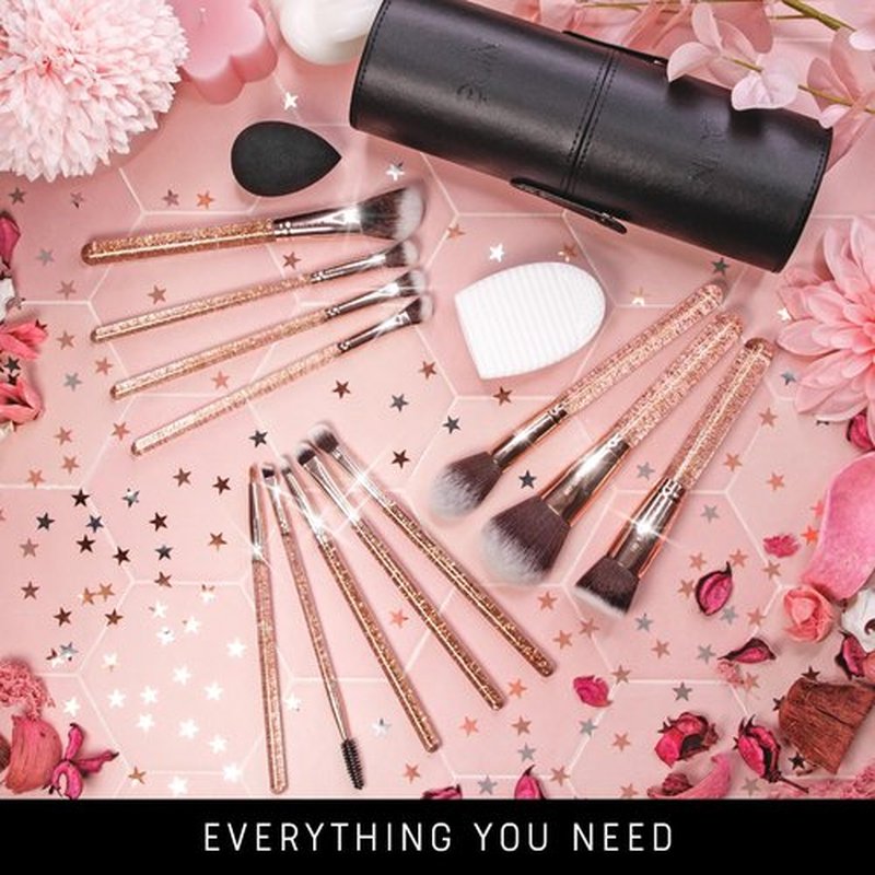 Niré Beauty 15piece Award Winning Glitter Makeup Brushes: Cute Makeup Brushes Set with Case, Beauty Blender, Cleaner, Guide, Gift Box