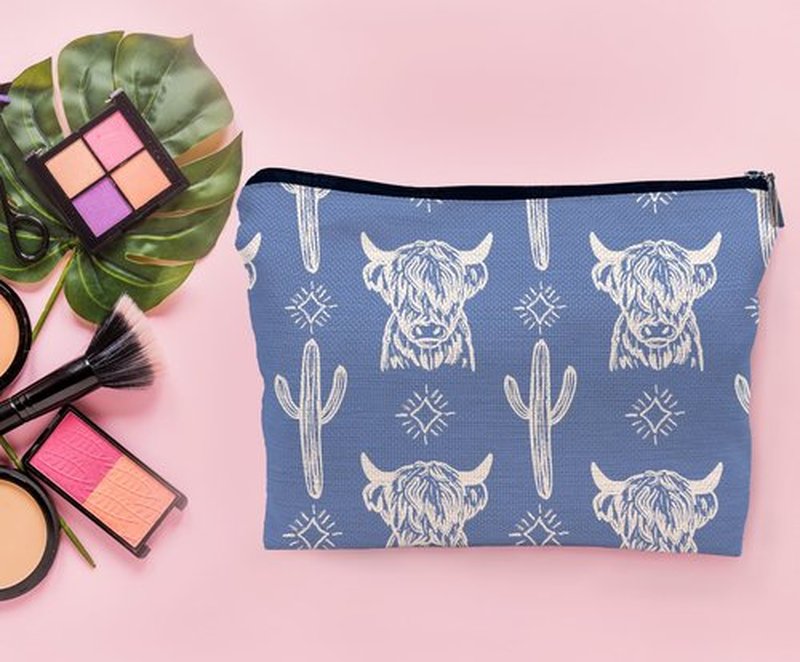 Lacosu Western Makeup Bag,Western Gifts For Women,Cow Makeup Bag,Cowgirl Stuff,Western Stuff For Women,Western Gifts,Cowgirl Gifts(COW F)