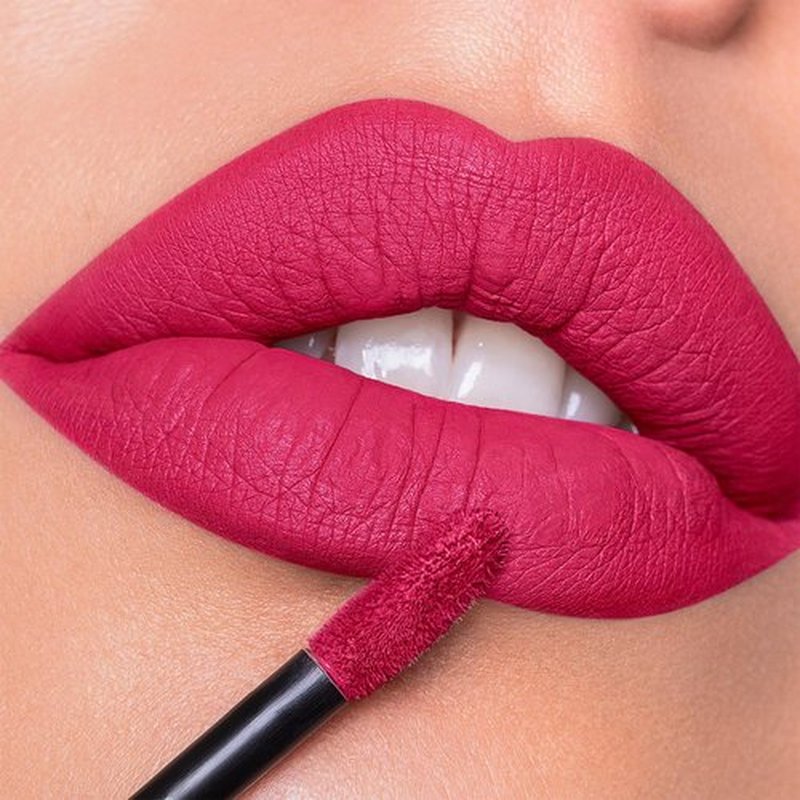 MAKI YIKA Magenta Lipstick for Women Color Stay Long Lasting Lipsticks, No Smudge Matte Liquid Red Lipstick Transferproof Cruelty-Free Lip Color | Magenta