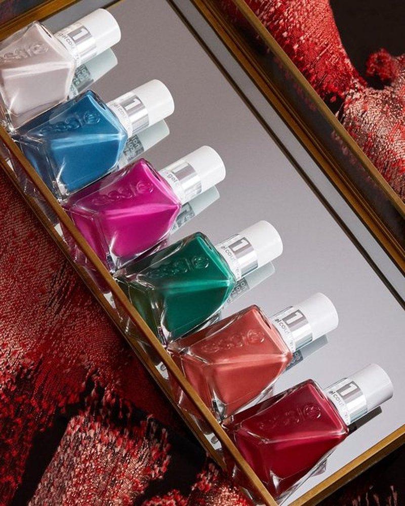 essie gel couture, Long-Lasting Nail Polish, 8-free Vegan, Fashion Freedom, Gray, Tassel Free, 0.46 fl oz