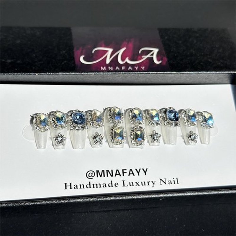 MNAFAYY Luxury Gems 100% Handmade Nails Short Medium Press On Nails Full Cover 3D Rhinestone Crystal Gorgeous Reusable UV Finished Fake False Nails Acrylic Nail Kit Box Gifts for Women S