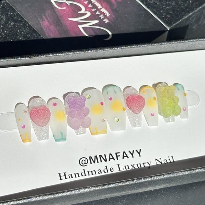 MNAFAYY 100% Handmade Nails Medium Candy Bear Press On Nails Luxury & Custom Fake Nails 3DReusable UV Finished False Nails, Hand-Painted Nails Nail Artist Salon With Gift Box Gifts for Women 10PCS S