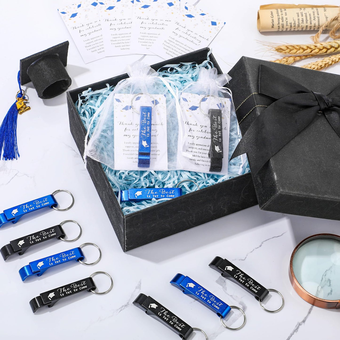 Jingmore 50 Sets Graduation Party Favors Bulk Class of 2026 Graduation Gifts Grad Cap Bottle Opener Keychain with Thank You Cards Class of 2026 Reunion Souvenirs Favors for Guests (Blue,Black)