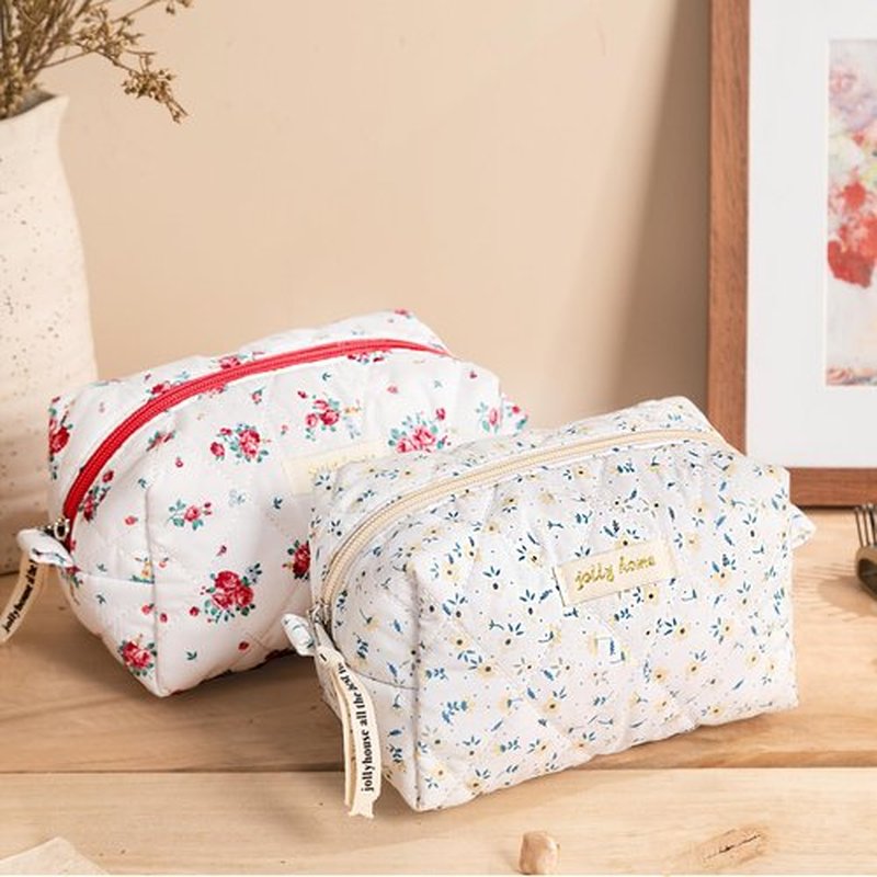 HBselect 2Pcs Quilted Makeup Bag Cute Makeup Bag Organizer Travel Cosmetic Bag Aesthetic Coquette Cotton Floral Make up Bag Toiletry Bags for Women Girls