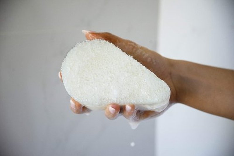 Spongeables Anti Cellulite Body Wash in a 20+ Wash Sponge, Vanilla Bean, 1 Count