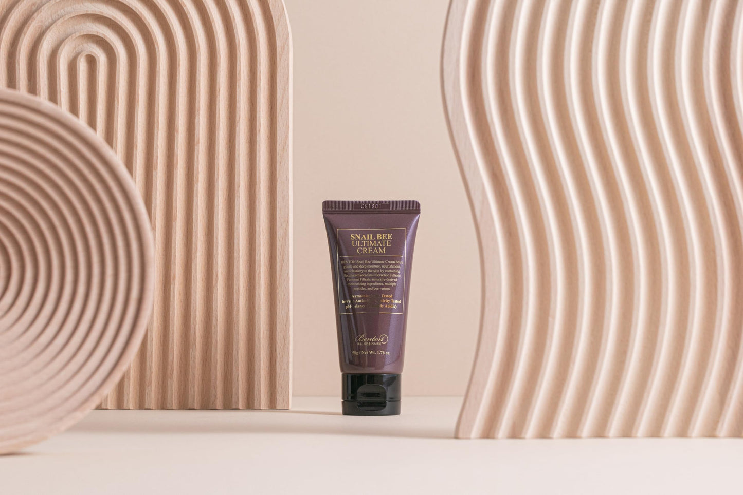BENTON Snail Bee Ultimate Cream - Anti-Aging Face Moisturizer with Snail Secretion Filtrate & Bee Venom - pH Balanced Firming Face Cream to Smoothen Wrinkles & Lines, Barrier Cream, 1.69oz.