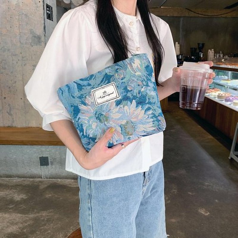 STARDW Floral Cosmetic Bags Makeup Bags for Women,Travel Makeup Bag Large Aesthetic Makeup Bag,Makeup Organizer Bag Zipper Pouch(Oil Painting Style)