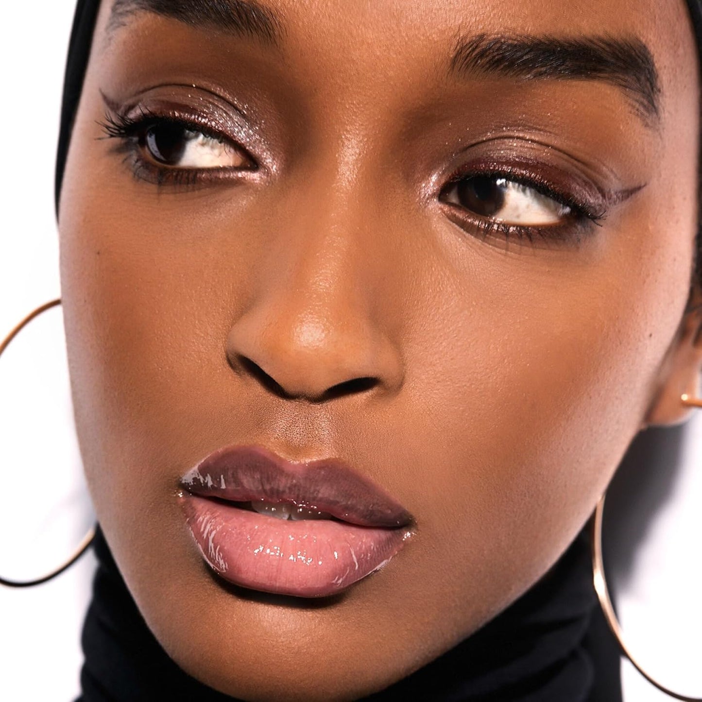Fenty Beauty by Rihanna Gloss Bomb Universal Lip Luminizer Riri