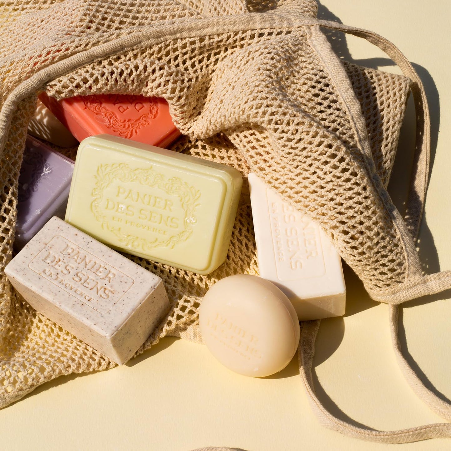 Panier des Sens Shea butter bar soap - 95% natural & Made in France - 2 bars, 7oz/200g each (Wild Fig)