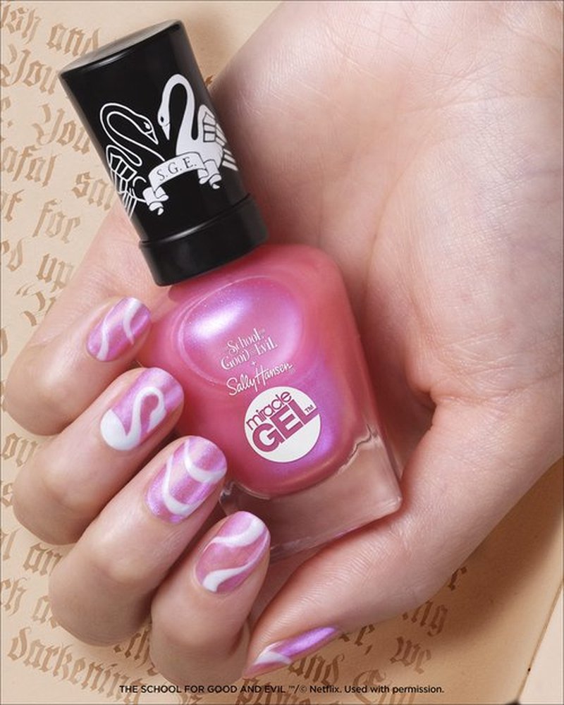 Sally Hansen Miracle Gel™, The School for Good and Evil Lovey Dovey, Long Lasting, Gel-Like Formula, No UV Lamp Needed, Pink Nail Polish