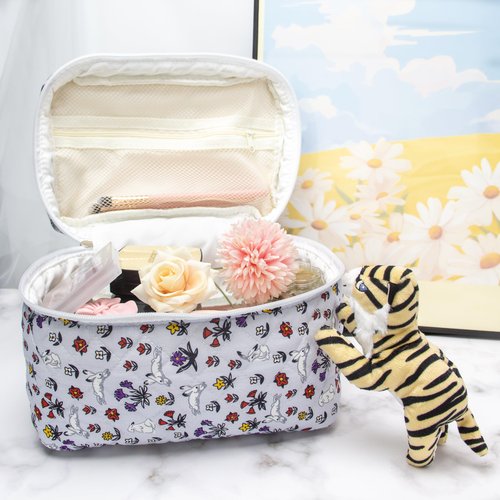 PAZIMIIK Cotton Makeup Bag for Women Large Quilted Travel Cosmetic Case Girls' Make Up Organizer,Bunny Blue