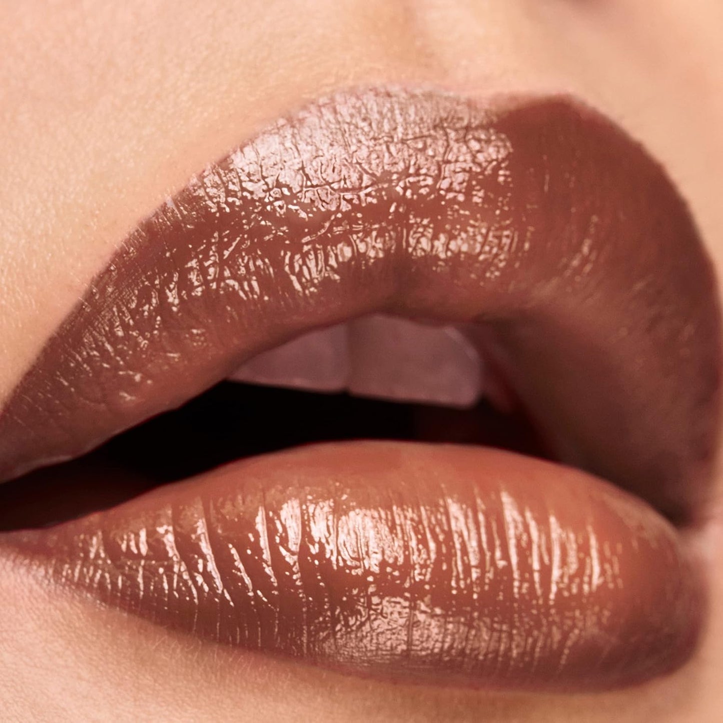 Lipstick by Elizabeth Arden, Lip Color Makeup Enriched with Advanced Ceramide Complex, Vitamin E and Maracuja Oil